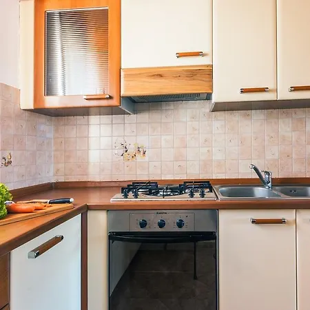 Apartment Stinjan *